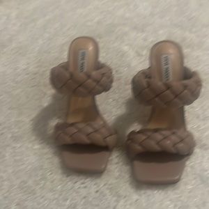 Steve Madden size 8 tan heels sandals brand new